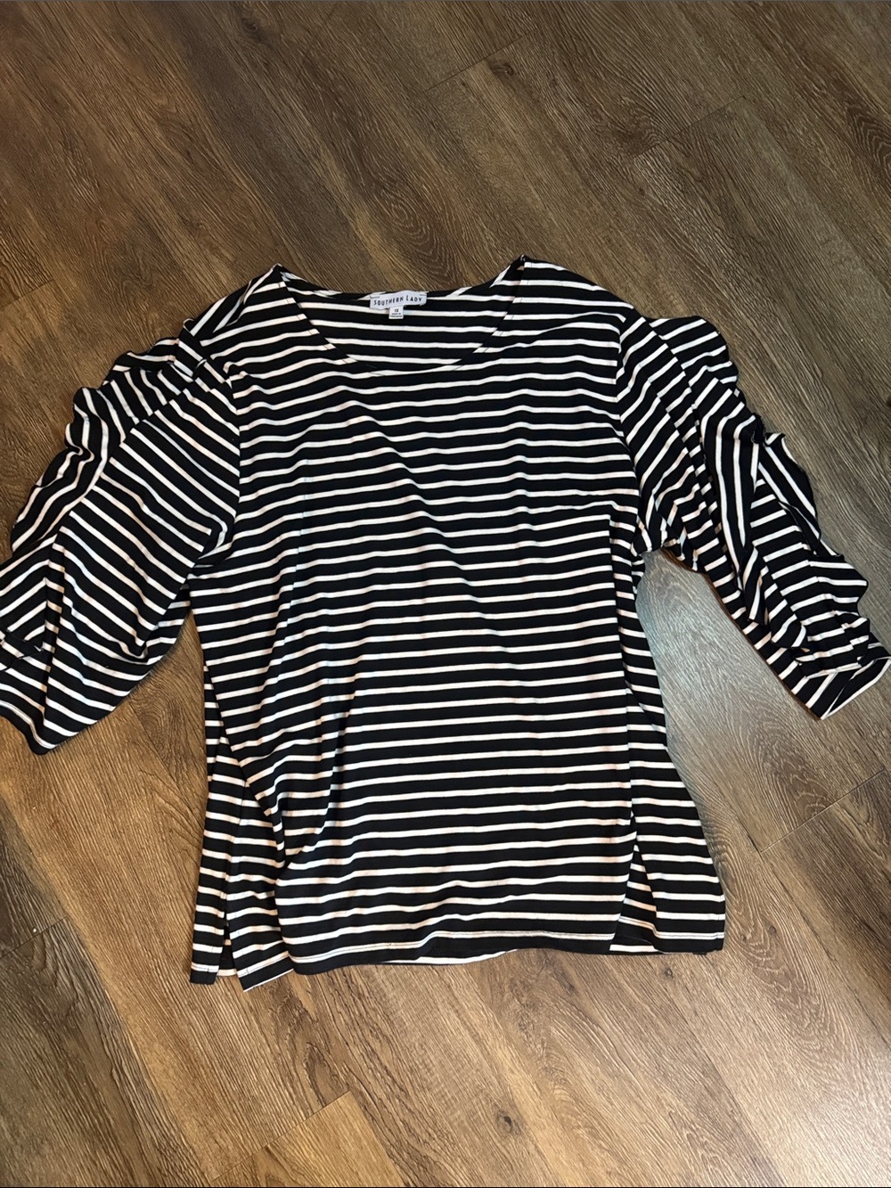 Southern Lady Black and White Striped Puff Sleeve Long-Sleeve Tee